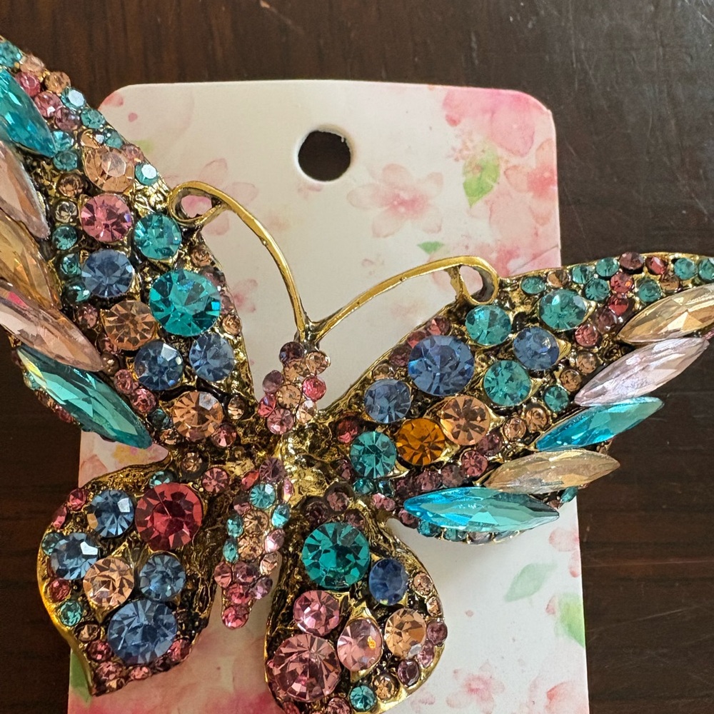 Colorful Butterfly Brooch - Picture 17 of 17